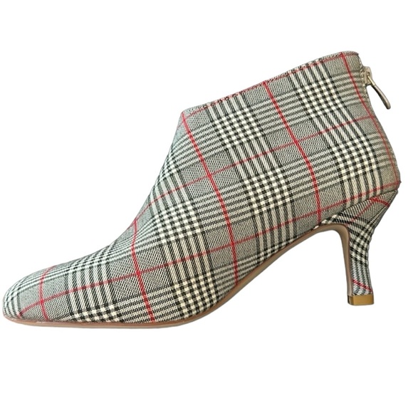 French Blu Black & White Plaid  Kitten Heel Bootie size 39 - Picture 2 of 12